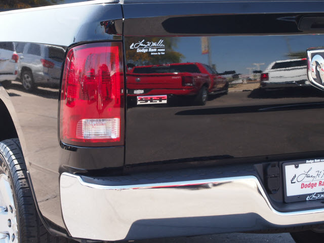 RAM Ram Pickup 2012 photo 4