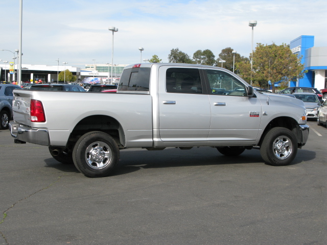 RAM Ram Pickup 2012 photo 3