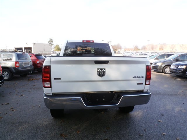 RAM Ram Pickup 2012 photo 2