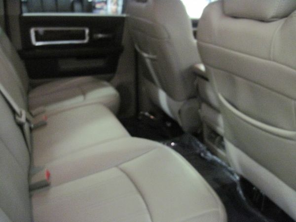 RAM Ram Pickup 2012 photo 5