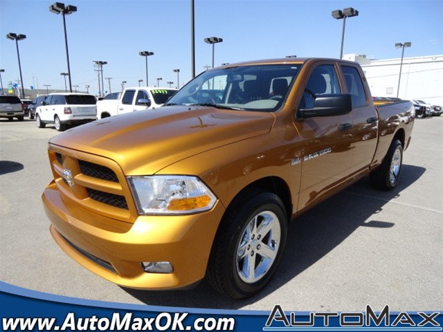 RAM Ram Pickup 2012 photo 5