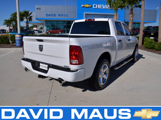 RAM Ram Pickup 2012 photo 4