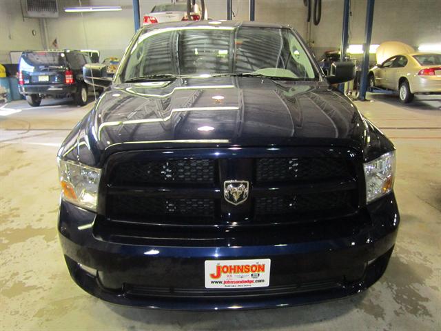 RAM Ram Pickup 2012 photo 3