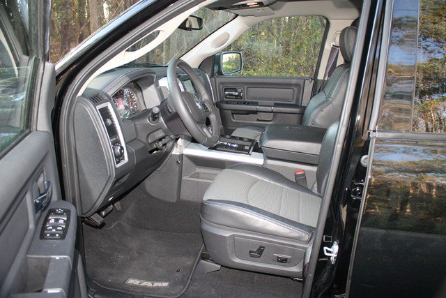 RAM Ram Pickup 2012 photo 4