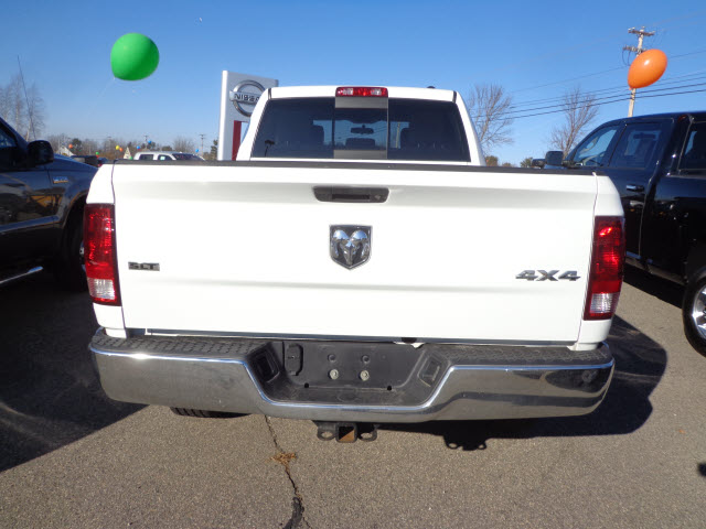 RAM Ram Pickup 2012 photo 4