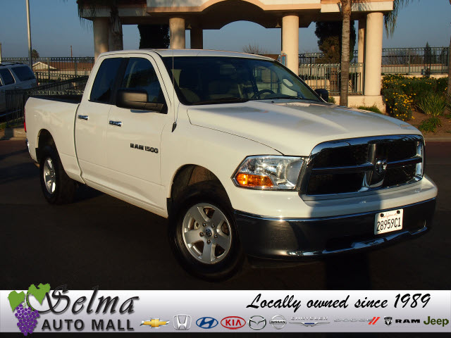 RAM Ram Pickup 2012 photo 4