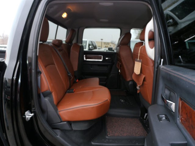 RAM Ram Pickup 2012 photo 2