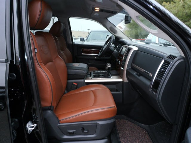 RAM Ram Pickup 2012 photo 5