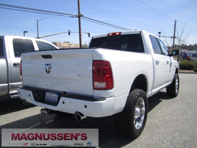 RAM Ram Pickup 2012 photo 1