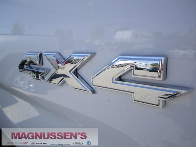 RAM Ram Pickup 2012 photo 3