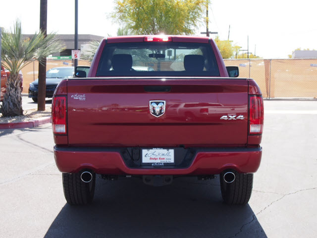 RAM Ram Pickup 2012 photo 4