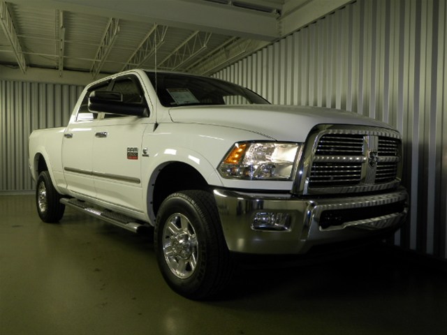 RAM Ram Pickup 2012 photo 5