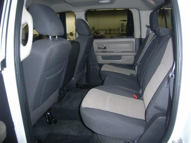 RAM Ram Pickup 2012 photo 1