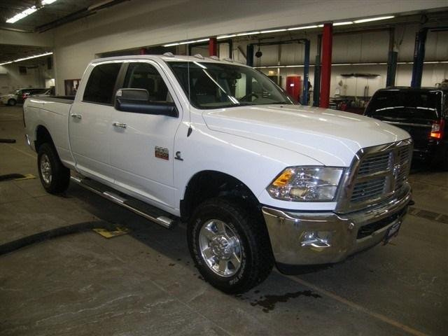 RAM Ram Pickup 2012 photo 4