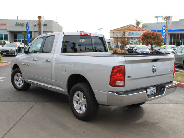 RAM Ram Pickup 2012 photo 4