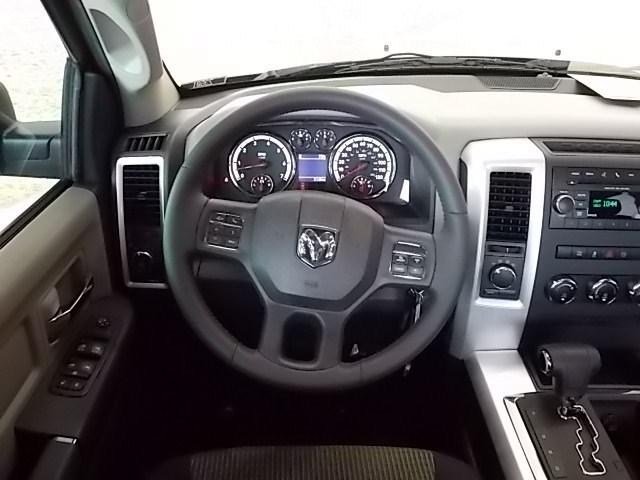 RAM Ram Pickup 2012 photo 1