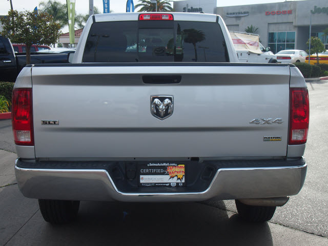 RAM Ram Pickup 2012 photo 1