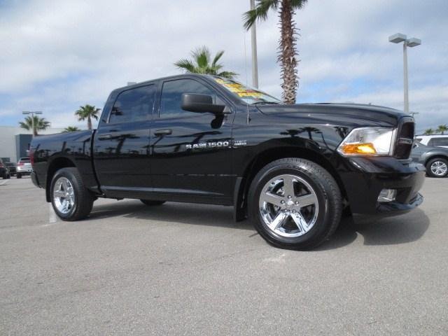 RAM Ram Pickup 2012 photo 2