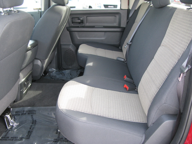 RAM Ram Pickup 2012 photo 1