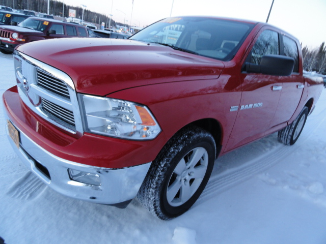 RAM Ram Pickup 2012 photo 2