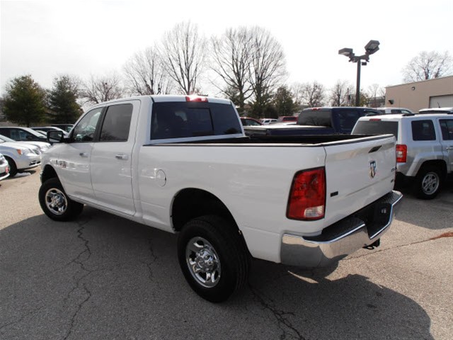 RAM Ram Pickup 2012 photo 4