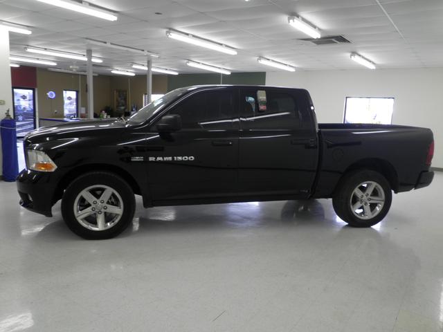 RAM Ram Pickup 2012 photo 5