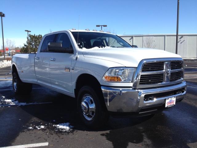 RAM Ram Pickup 2012 photo 1