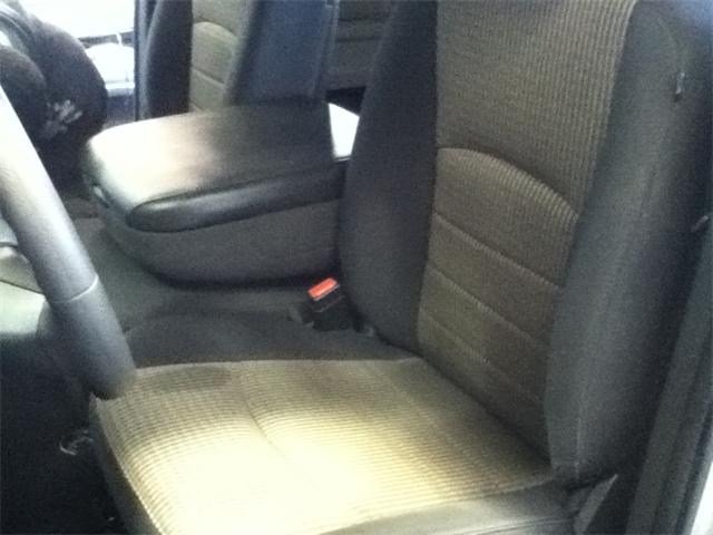 RAM Ram Pickup 2012 photo 4