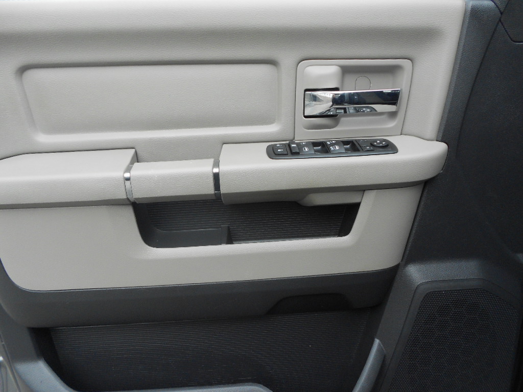 RAM Ram Pickup SLT Unspecified