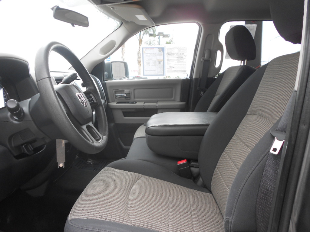 RAM Ram Pickup 2012 photo 1