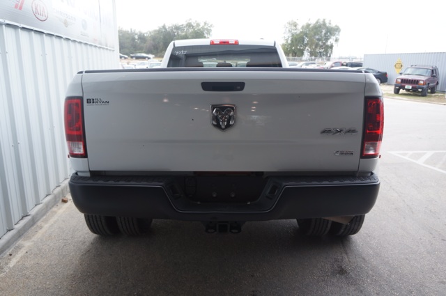 RAM Ram Pickup 2012 photo 1