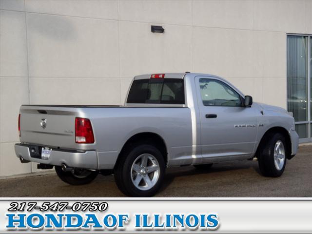 RAM Ram Pickup 2012 photo 4