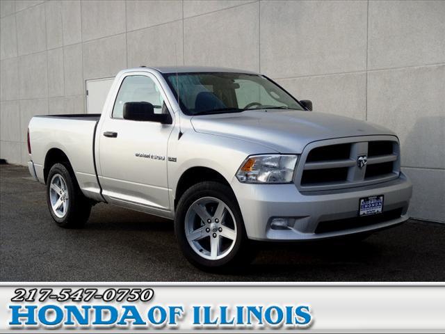 RAM Ram Pickup 2012 photo 5