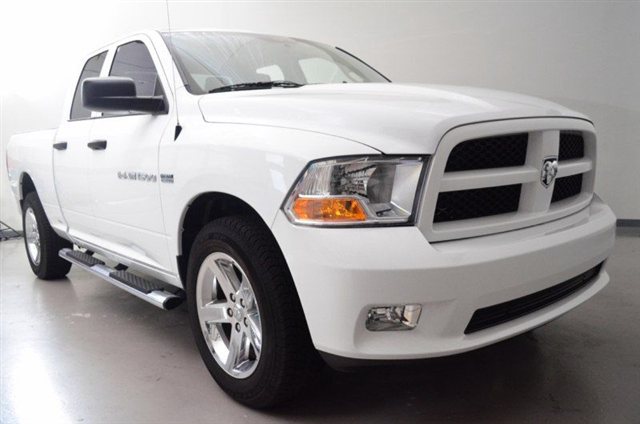 RAM Ram Pickup 2012 photo 4