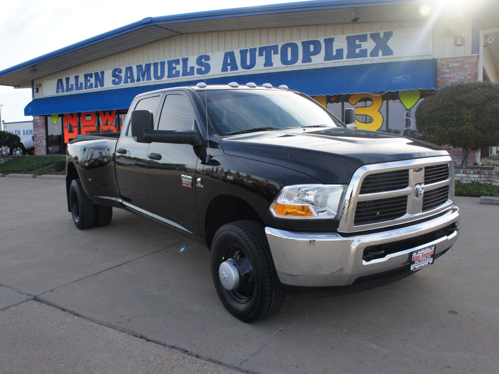 RAM Ram Pickup 2012 photo 1