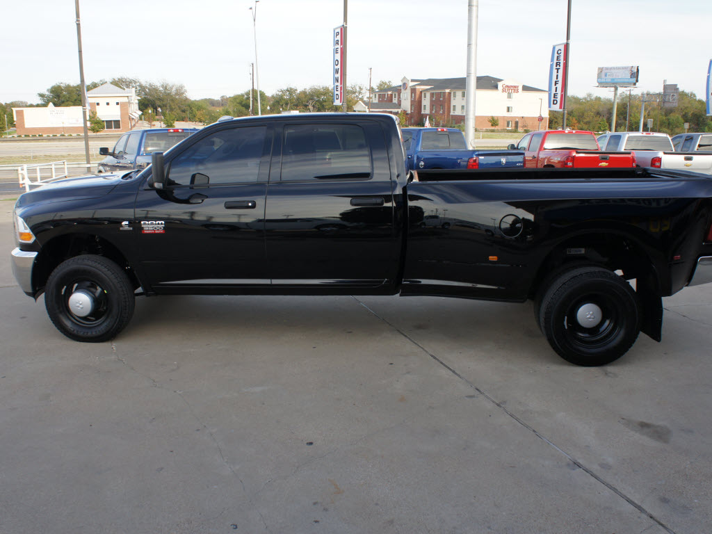 RAM Ram Pickup 2012 photo 4