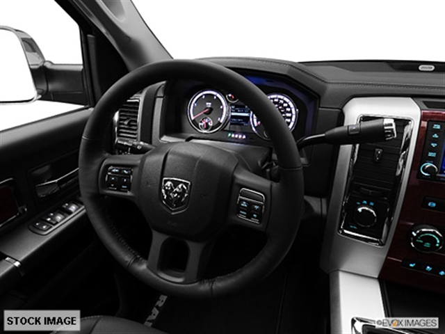 RAM Ram Pickup 2012 photo 3