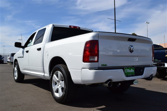 RAM Ram Pickup 2012 photo 2