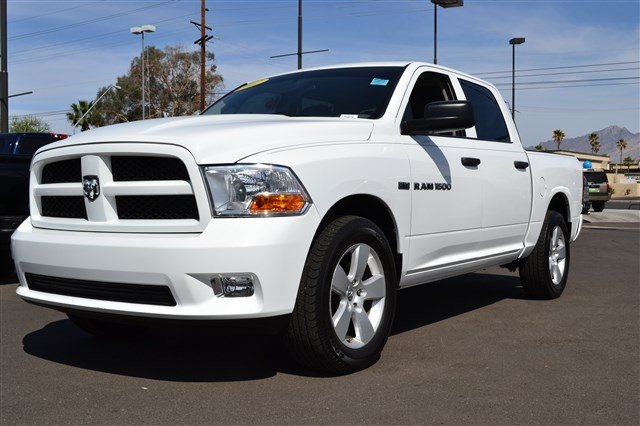 RAM Ram Pickup 2012 photo 4