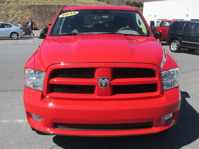 RAM Ram Pickup 2012 photo 4