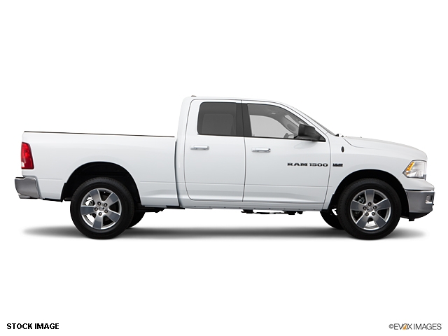 RAM Ram Pickup 2012 photo 3