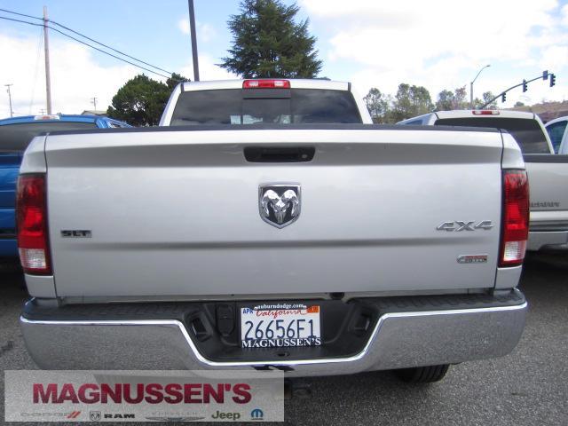 RAM Ram Pickup 2012 photo 4