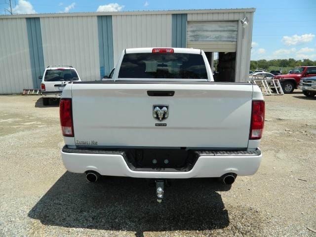 RAM Ram Pickup 2012 photo 2