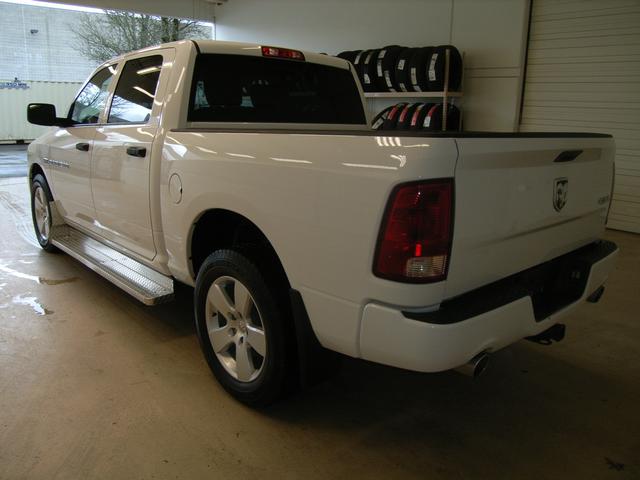 RAM Ram Pickup 2012 photo 5