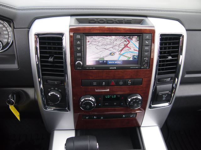 RAM Ram Pickup 2012 photo 1