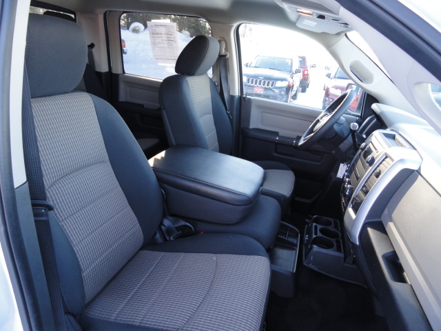 RAM Ram Pickup SLT Unspecified