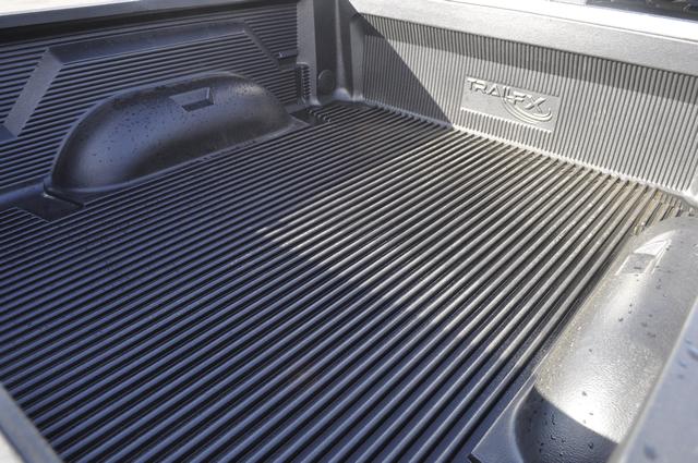 RAM Ram Pickup 2012 photo 5