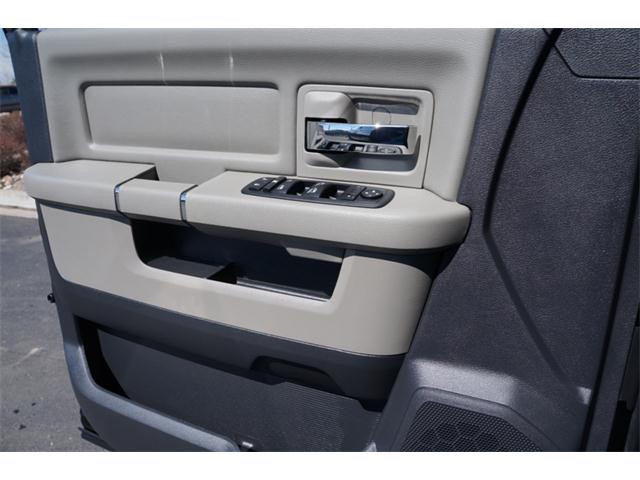 RAM Ram Pickup 2012 photo 1