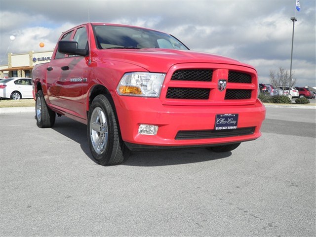 RAM Ram Pickup 2012 photo 1