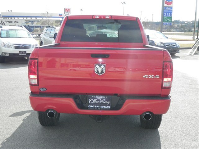 RAM Ram Pickup 2012 photo 4